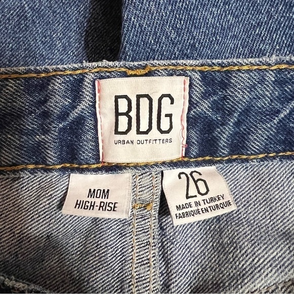 Urban Outfitters | BDG Mom High Rise Jeans Destroyed Medium Wash Denim Size 26 - Picture 2 of 13